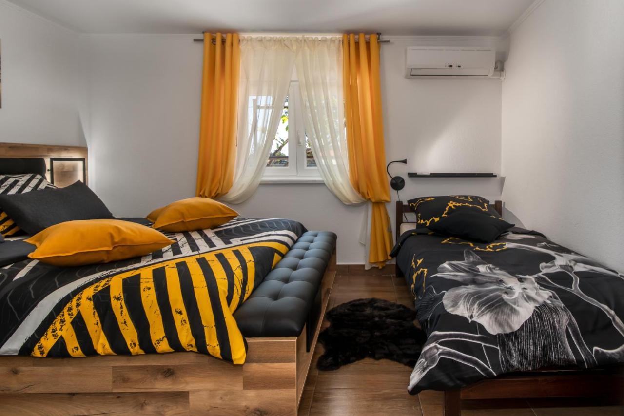 Apartments Mila Klenovica Zewnętrze zdjęcie